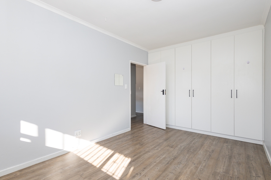 To Let 3 Bedroom Property for Rent in De Kuilen Western Cape